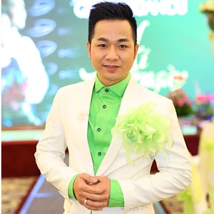 Ca sĩ Quách Tuấn Du